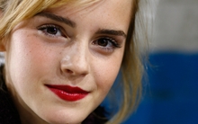 women closeup emma watson lipstick faces red lips 2560x1920 wallpaper 